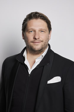 Dr. Matthias Schloderer